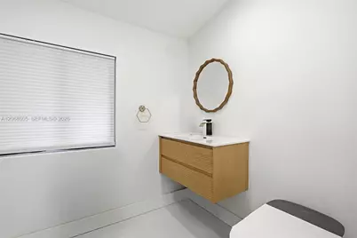 125 NE 107th St, Miami Shores, FL 33161 - Photo 19