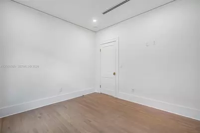 829 Genoa St, Coral Gables, FL 33134 - Photo 15