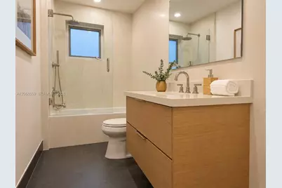 829 Genoa St, Coral Gables, FL 33134 - Photo 11