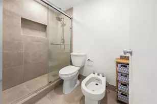 1408 Brickell Bay Dr, Miami, FL 33131 - Photo 13