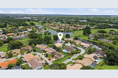 7300 Corkwood Ter, Tamarac, FL 33321 - Photo 45