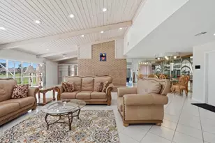 7300 Corkwood Terrace, Tamarac, FL 33321 - Photo 15