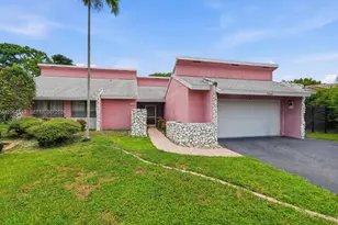 7300 Corkwood Terrace, Tamarac, FL 33321 - Photo 55