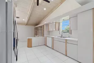 7300 Corkwood Terrace, Tamarac, FL 33321 - Photo 21