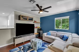 8956 SW 215th Ln, Cutler Bay, FL 33189 - Photo 19