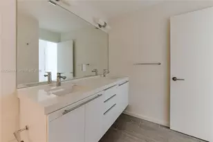 11 Island Ave, Miami Beach, FL 33139 - Photo 17