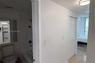 5077 NW 7th St, Miami, FL 33126 - Photo 23