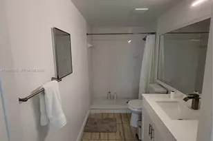 5077 NW 7th St, Miami, FL 33126 - Photo 15