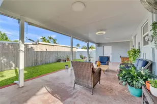 4275 SW 87th Ave, Miami, FL 33165 - Photo 9