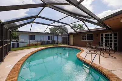 2160 NW 91st Ter, Pembroke Pines, FL 33024 - Photo 3