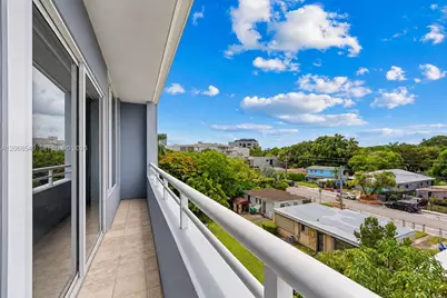 3250 Grand Ave #406, Miami, FL 33133 - Photo 21