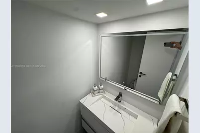 336 Poinciana Dr #1008, Sunny Isles Beach, FL 33160 - Photo 27