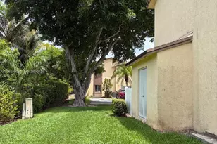 6623 Winfield Blvd, Margate, FL 33063 - Photo 5
