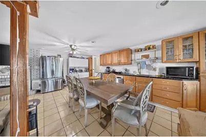 1700 W 64th St, Hialeah, FL 33012 - Photo 27