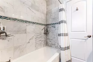6865 Veronese St, Coral Gables, FL 33146 - Photo 9