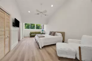 5996 Paradise Point Dr, Palmetto Bay, FL 33157 - Photo 17