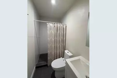 1725 SW 32nd St #0, Fort Lauderdale, FL 33315 - Photo 5