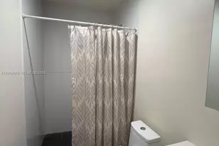 1725 SW 32nd St, Fort Lauderdale, FL 33315 - Photo 5