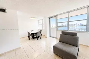 250 174th St, Sunny Isles Beach, FL 33160 - Photo 5