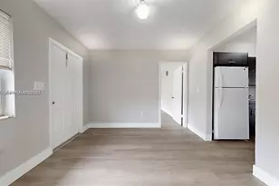 891 SW 5th St, Miami, FL 33130 - Photo 5