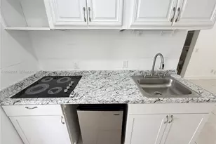 4229 Bougainvilla Dr, Lauderdale by the Sea, FL 33308 - Photo 11