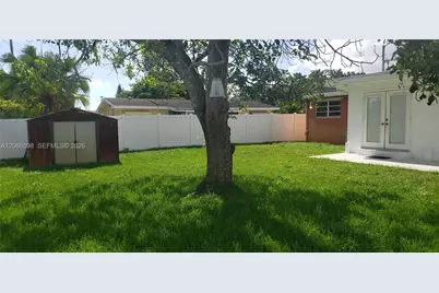 8351 Johnson St, Pembroke Pines, FL 33024 - Photo 23