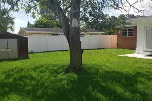 8351 Johnson St, Pembroke Pines, FL 33024 - Photo 23