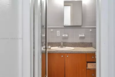 318 Majorca Ave #304, Coral Gables, FL 33134 - Photo 17