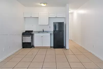 318 Majorca Ave #304, Coral Gables, FL 33134 - Photo 11