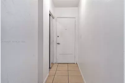 318 Majorca Ave #304, Coral Gables, FL 33134 - Photo 15