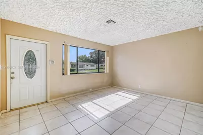 621 SW 30th Ave, Fort Lauderdale, FL 33312 - Photo 9