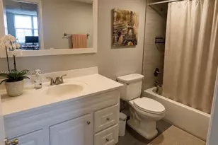 105 Lake Emerald Dr, Oakland Park, FL 33309 - Photo 5