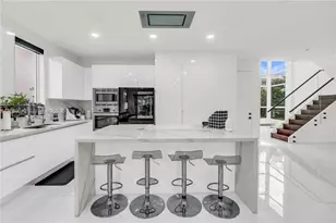 9730 NW 74th Terrace, Doral, FL 33178 - Photo 11