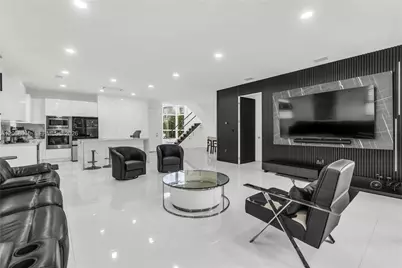 9730 NW 74th Ter, Doral, FL 33178 - Photo 25