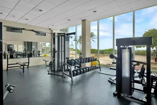 5555 Collins Ave, Miami Beach, FL 33140 - Photo 27