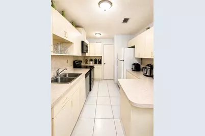19811 SW 116th Ave, Miami, FL 33157 - Photo 9