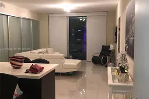 90 SW 3rd St, Miami, FL 33130 - Photo 3