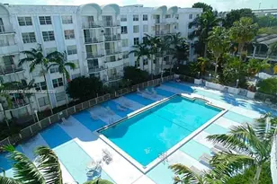 498 NW 165th St, Miami, FL 33169 - Photo 1