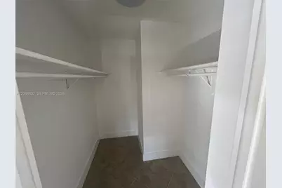 498 NW 165th St #D-501, Miami, FL 33169 - Photo 11