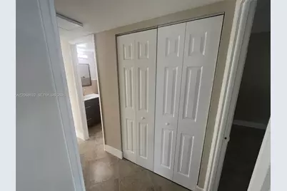 498 NW 165th St #D-501, Miami, FL 33169 - Photo 7