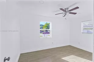 1854 Lauderdale Manor Dr, Fort Lauderdale, FL 33311 - Photo 7