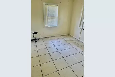 84 NW 71st St #4, Miami, FL 33150 - Photo 9