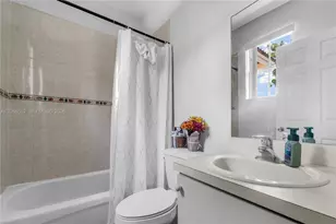120 SE 6th Rd, Homestead, FL 33030 - Photo 17