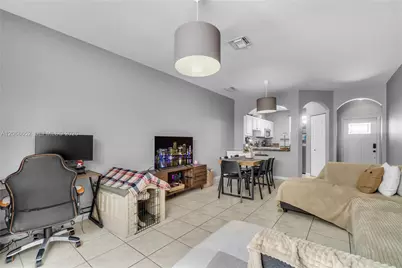 120 SE 6th Rd, Homestead, FL 33030 - Photo 9