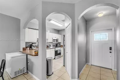 120 SE 6th Rd, Homestead, FL 33030 - Photo 5