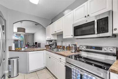 120 SE 6th Rd, Homestead, FL 33030 - Photo 7