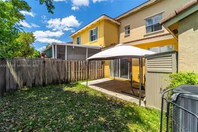 120 SE 6th Rd, Homestead, FL 33030 - Photo 19