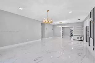 700 W 51st Pl, Hialeah, FL 33012 - Photo 5