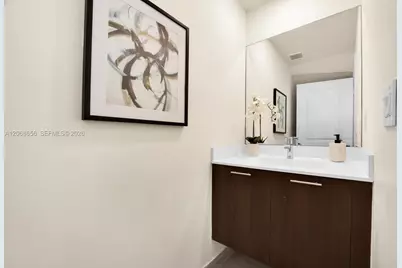 4691 NW 83rd Pkwy, Doral, FL 33166 - Photo 15