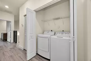 4691 NW 83rd Pkwy, Doral, FL 33166 - Photo 25